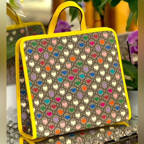 New Gucci Supreme Hearts Tote Bag - Picture 1 of 10